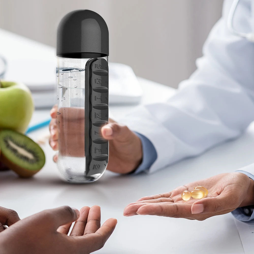 Portable 2 in 1 Medicine Box Water Cup Sports Plastic Water Bottle Combine Daily Pill Boxes Organizer Drinking Bottles